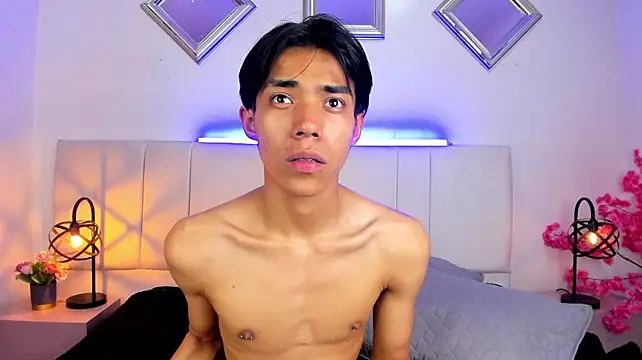 Chatroom XXX en direct de Camiilo_Fox