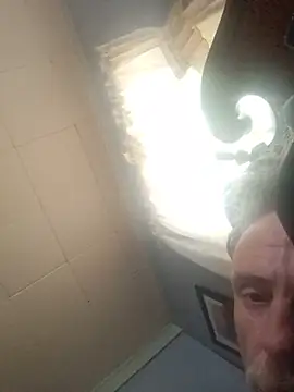 19JaSon83's Live XXX Chat