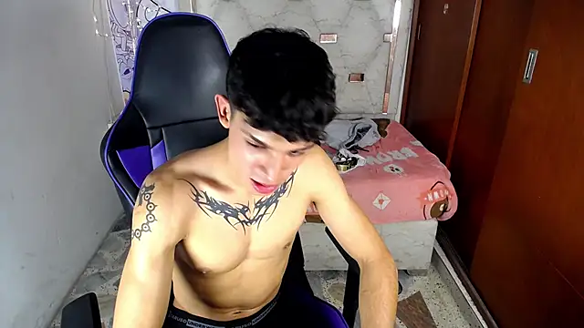 Liom_Gym's Live XXX Chat