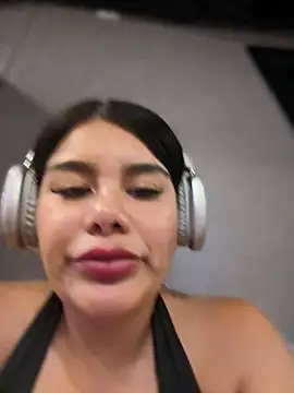 Chatroom XXX en direct de Issane_Peru