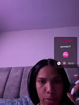 צ'אט XXX בשידור חי של girlskinny06