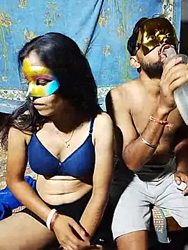 Chat +18 de Hot_Urvashi_ ao vivo