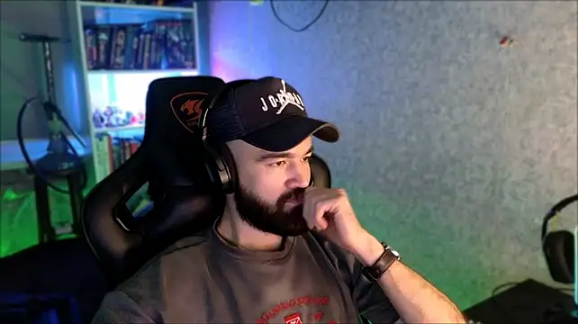 _Serious_Man Chat XXX live