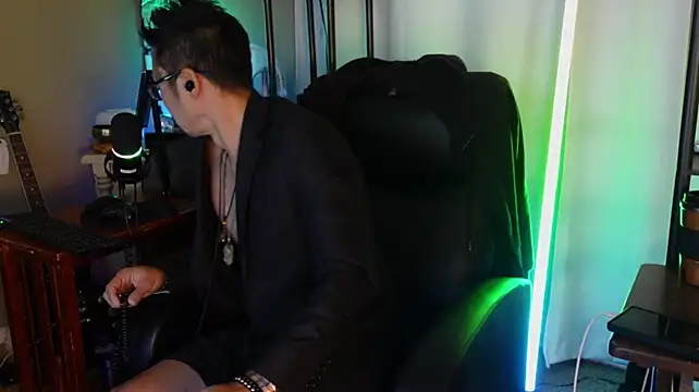 Ghost11_11 élő XXX-chatje