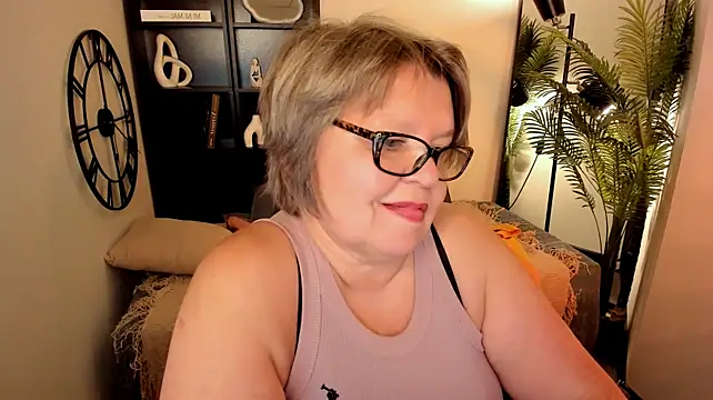 Shannonshine's Live XXX Chat