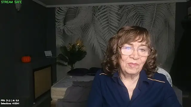 Betty_Brick's Webcam Show