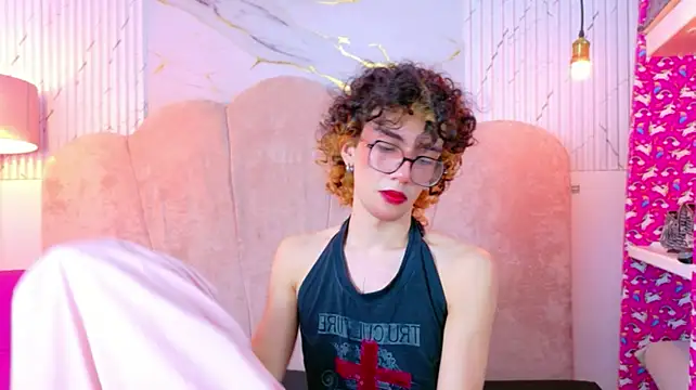 צ'אט XXX בשידור חי של AustinReed17