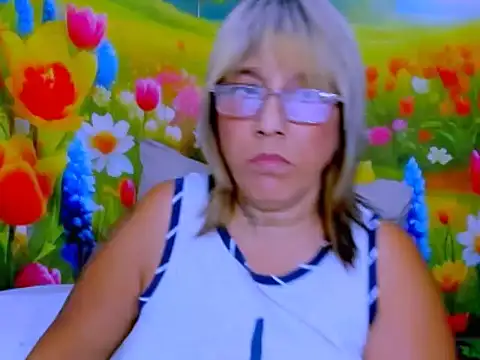 צ'אט XXX בשידור ח י של indianroxy