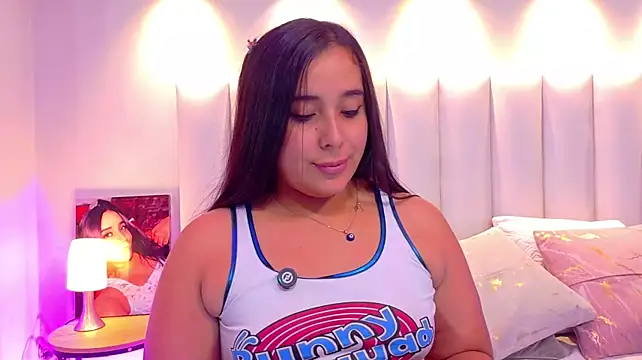 ValenScott1 Adlı Modelin Canlı XXX Sohbeti