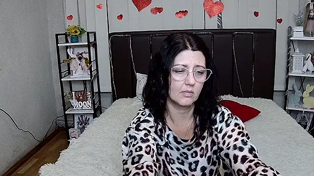 RoseHille's Live XXX Chat