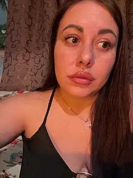 DaisyStreet XXX чат на живо