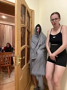 RussianGirls_ Chat XXX in diretta
