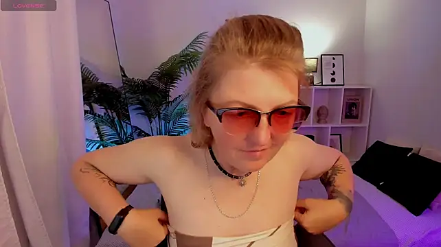 TashaMay's Live XXX Chat