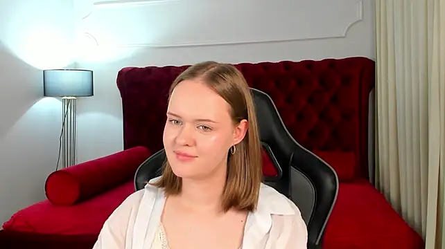 AdaRune's Live XXX Chat