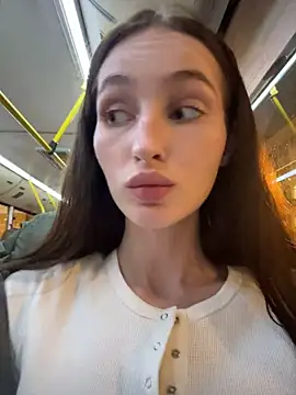 -missbehaving- Chat XXX live