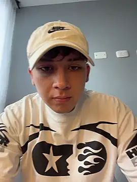 OLIVER_KのライブXXXチャット