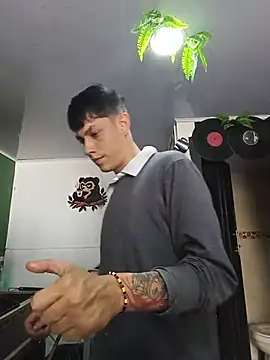 Chat +18 de vlackniyaaa6565 ao vivo
