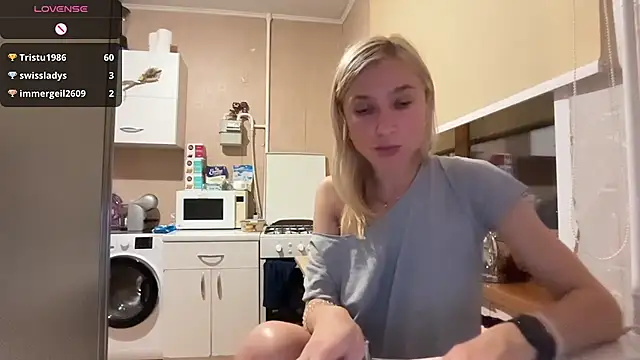 AngelJeni XXX чат на живо