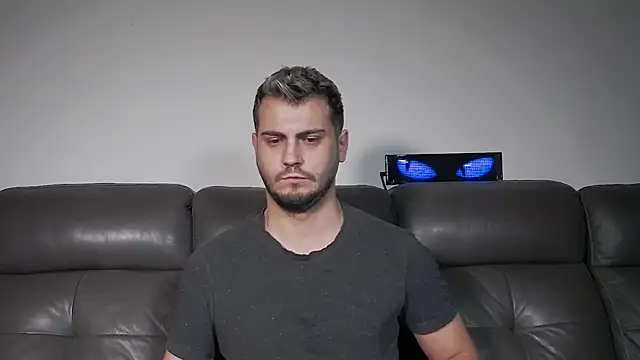 CrazyDom1 Chat XXX live