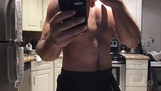 แชท XXX สดของ BigGuyMuscle
