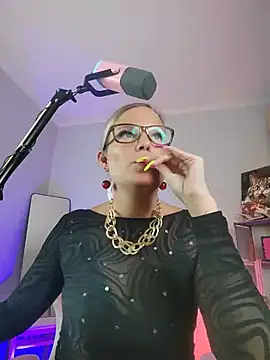 Lady_Shine Live XXX-Chat
