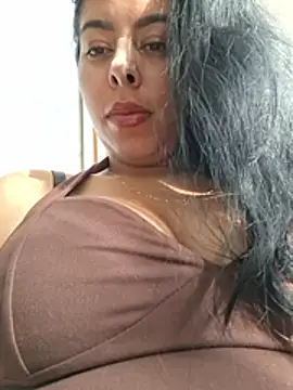 Онлайн чат XXX Luianna