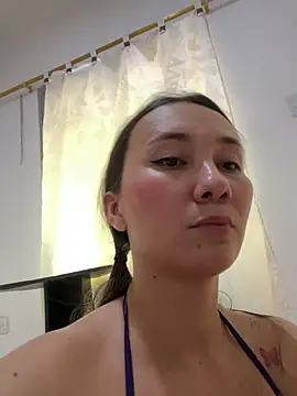 Abby_Colyns23 Adlı Modelin Canlı XXX Sohbeti