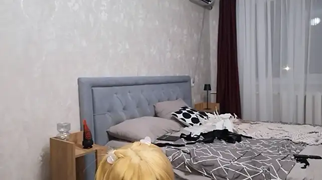 CutieLolaBunny Chat XXX live
