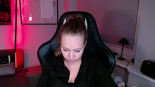 holly_xglam 라이브 XXX 채팅