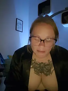 TinkTink87's Live XXX Chat