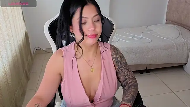 Victoryyy_ Chat XXX in diretta