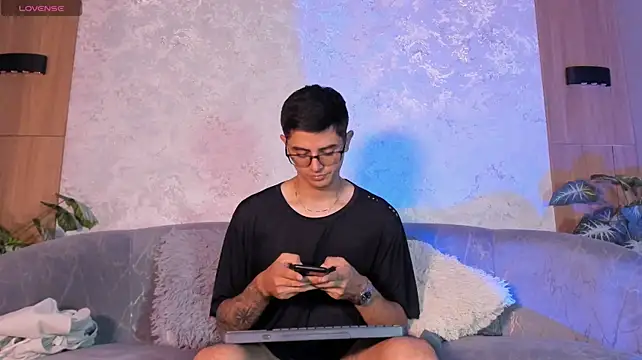 Ostin_Colt – Naživo XXX chat
