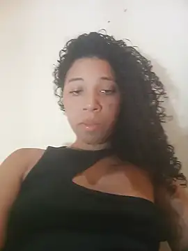 Chat +18 de Lais_072738 ao vivo