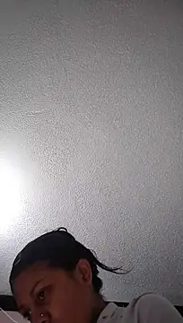 Chat XXX en directo de Tiphanydirty3