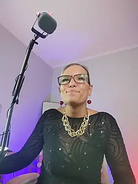 Lady_Shine – Naživo XXX chat