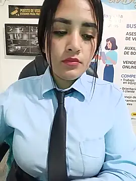 MAYE__13 Chat XXX live