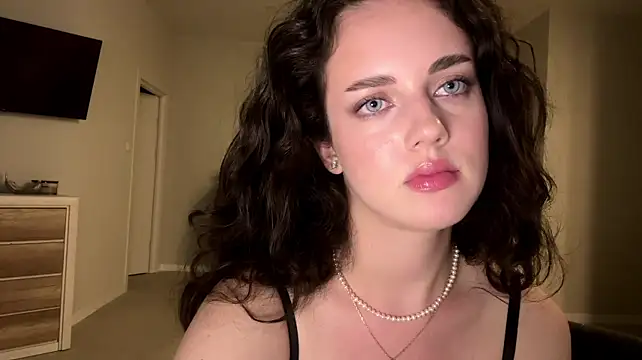 A_Milly Adlı Modelin Canlı XXX Sohbeti