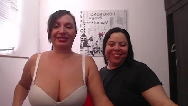 Tinna_Sarah Adlı Modelin Web Kamerası Şovu