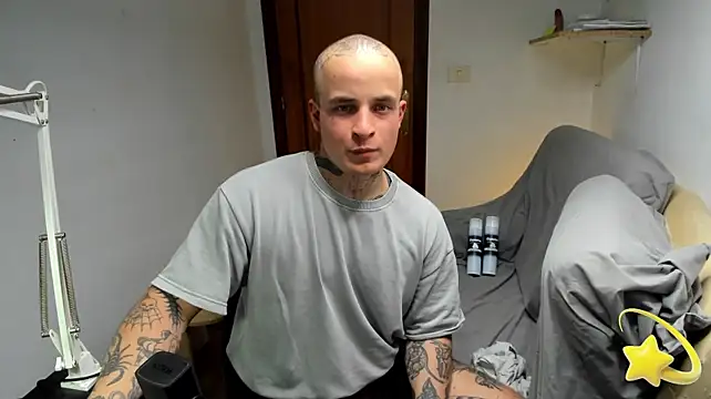 layneinchains Pertunjukan Webcam