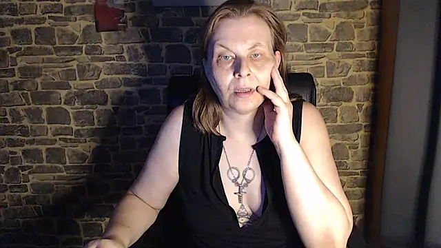 Chatroom XXX en direct de SweetPhoenix76