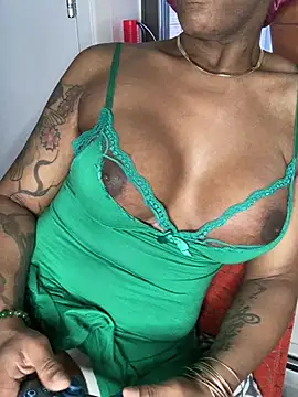 Xzotiq's Live XXX Chat