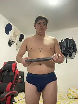 XXX chat uživo modela Fozil_Dvice