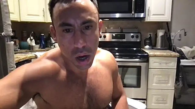 BigGuyMuscleのライブXXXチャット