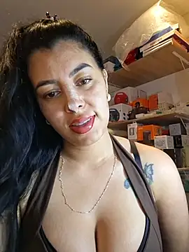 Luianna's Live XXX Chat