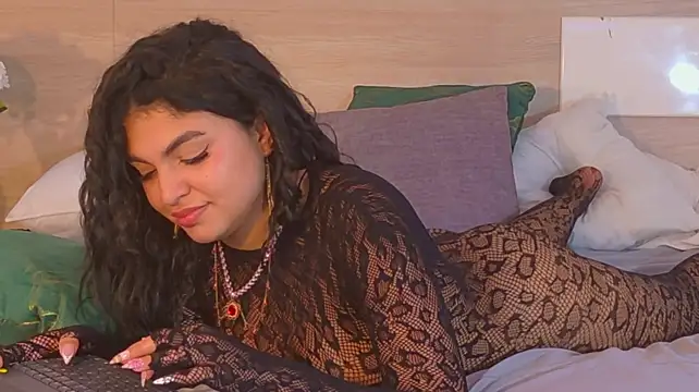 Chat +18 de MelodyAlvarez ao vivo