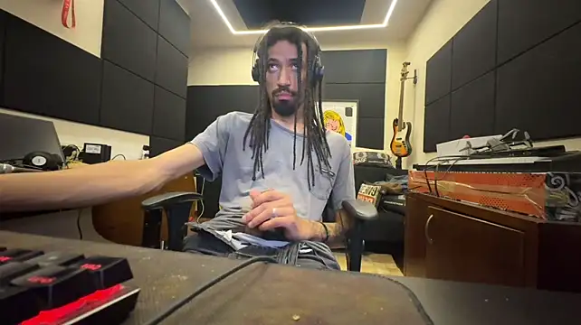 FavelaDaddyCum 라이브 XXX 채팅