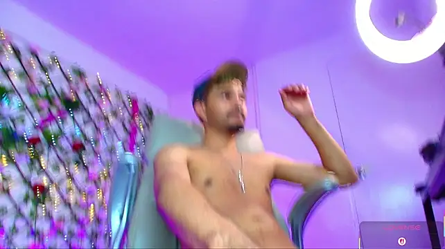 WOLFMIGUEL's Live XXX Chat
