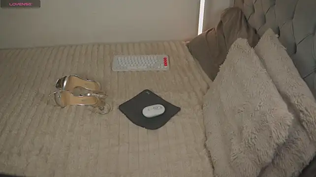 Czat XXX na żywo – Moon_sweetx2