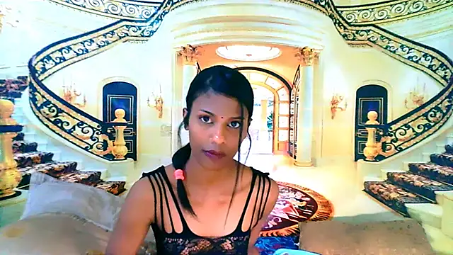 IndianSilkySpice Live XXX-chat