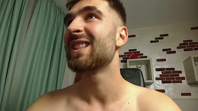 KyloEast – Naživo XXX chat